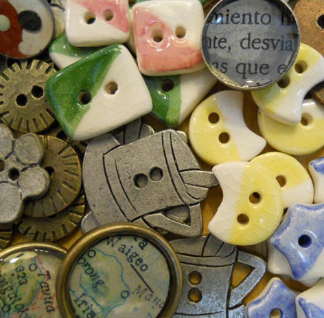 Acerca de 330 botones de resina de varias especificaciones, botones hechos  a mano, botones artesanales de costura, botones decorativos pintados a mano